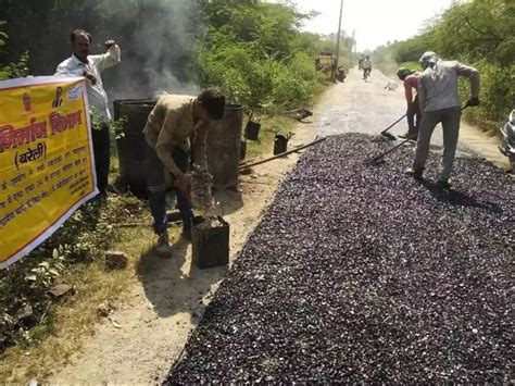 Government Says 1 Lakh Km Of Road Built Using Plastic Waste, Plans To ...