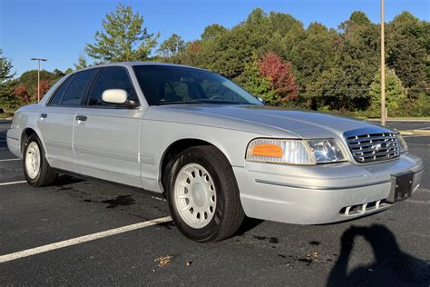 No Reserve: 18k-Mile 2002 Ford Crown Victoria LX for sale on BaT Auctions - sold for $9,456 on ...