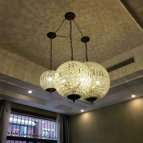 Traditional Gold Globe Chandelier – Vakkerlight