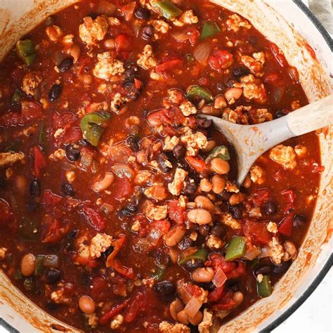 30-Minute Ground Chicken Chili with Pinto Beans - Real Simple Good