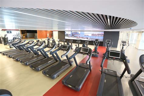 Sports Club 的图像结果