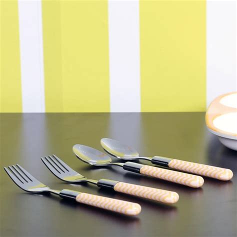 Buy City Goes Wild Cutlery Set- 4 Pcs. from Home Centre at just INR 275.0