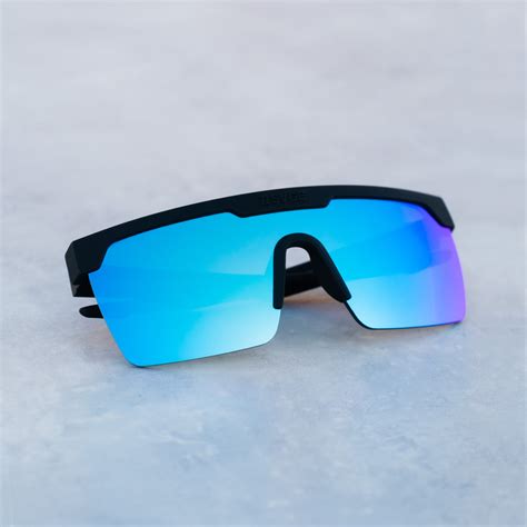 TWO SVGE | Premium Sunglasses & Eyewear | Prime - Arctic