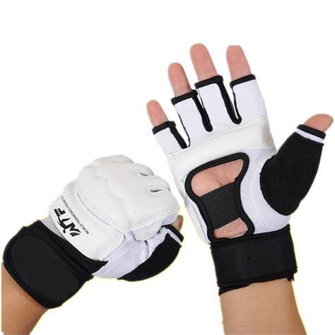 Baselay Half Finger Taekwondo Gloves, WTF Approved Muay Thai Sandbag ...