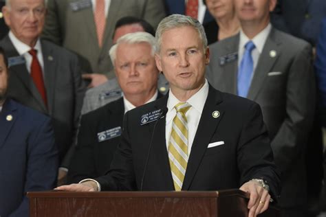 Six candidates sign up to run for middle Georgia Senate seat after ...