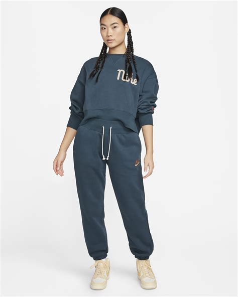 Nike Sportswear Women's High-Waisted Oversized Fleece Tracksuit Bottoms ...