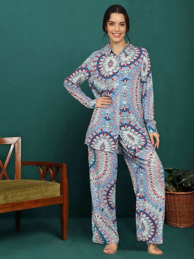 Buy Stylish Chikankari Cotton Kurti Online – Paramount Chikan
