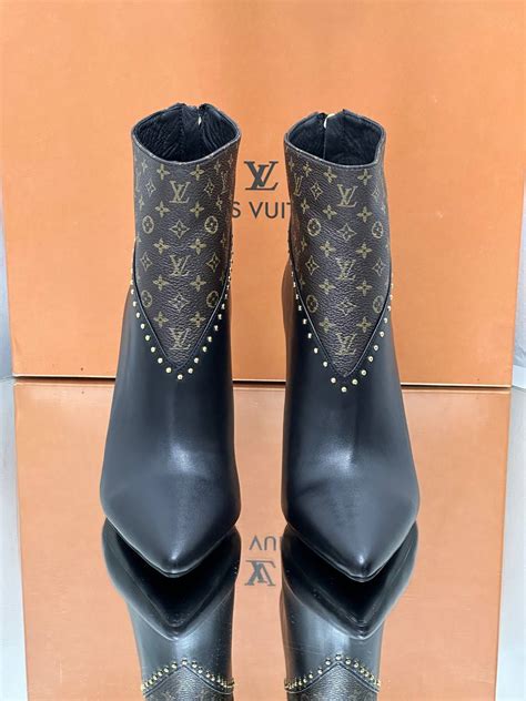 Louis Vuitton Kadin bot Topuklu Monogram Detayli Yeni Sezon Siyah
