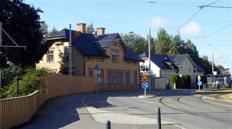 VASTRA STATION HOTELL BED & BREAKFAST - B&B Reviews & Photos ...