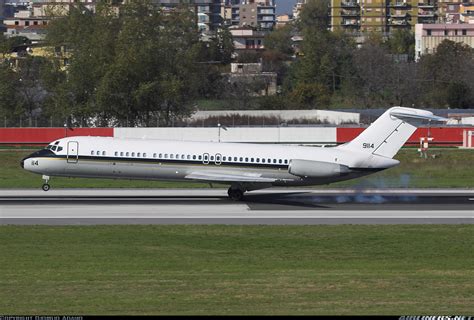 McDonnell Douglas C-9B Skytrain II (DC-9-32CF) - USA - Navy | Aviation ...