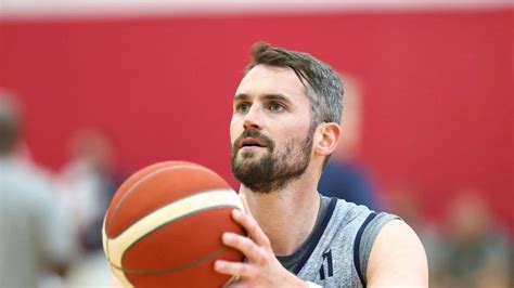 Download Kevin Love For Team Usa Wallpaper | Wallpapers.com