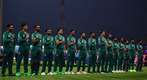 Download Pakistan Cricket Team Giving Salute during National Anthem ...