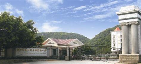 广西柳州市高级中学南校区-教学楼主楼-广东省福美材料科学技术有限公司