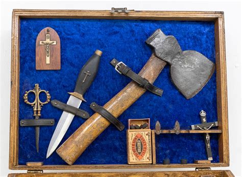 Vampire-killer kit set for auction reveals potent mix of weapons ...