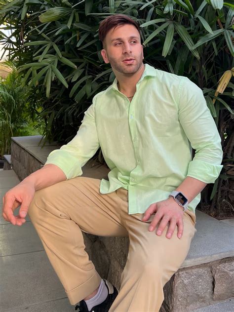 10 Best Green Shirt Matching Pant Combinations for Men in 2025 – JAVINISHKA