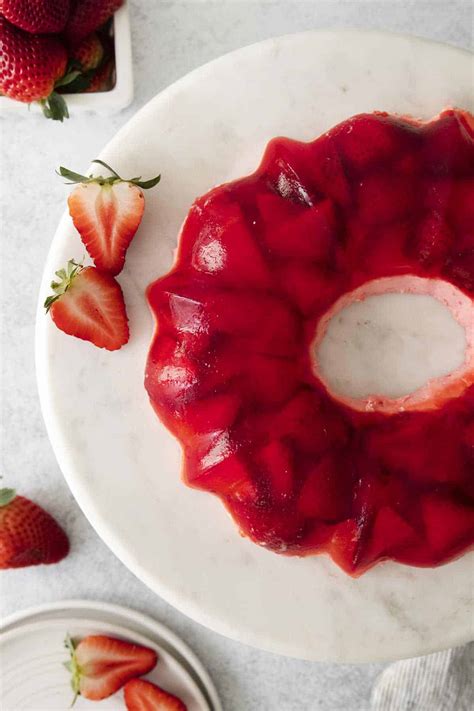 Strawberry And Cream Jello Bundt Cake at Claire Ryder blog