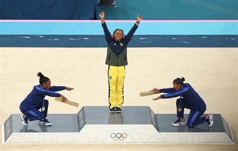 Simone Biles, Jordan Chiles bowing to Rebeca Andrade on Olympic podium ...