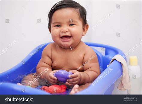 4+ Hundred Chubby Baby Bath Royalty-Free Images, Stock Photos ...