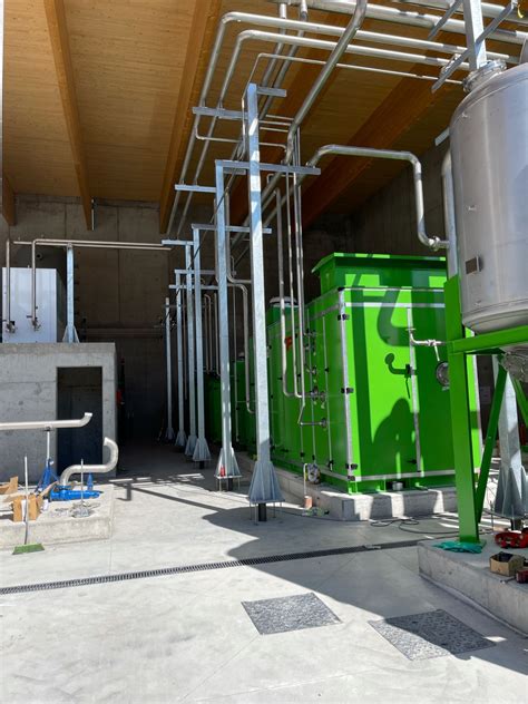 Installation of a CO2 recovery plant in SudTirol. Last details before the leak test. | DAMIANA GROUP