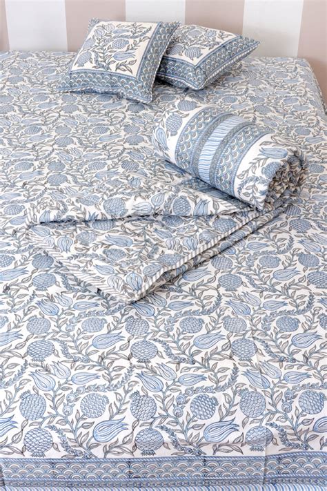 20s Cotton Bed Cover in Block Print