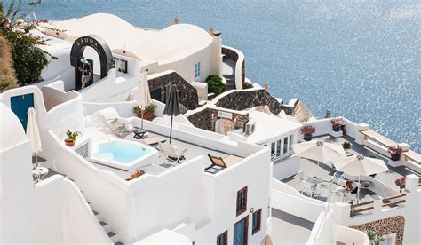 How to get to Santorini: What to know about flights and ferries ...