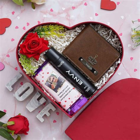 Customized Gifts for Men | Unique Gifts for Husband, Boyfriend by Homafy