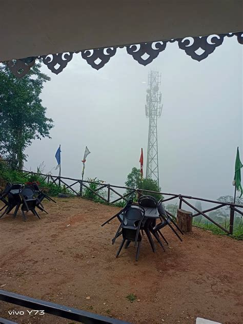 GUMBADARA VIEW HOMESTAY (Peshok Tea Garden) - Guesthouse Reviews ...