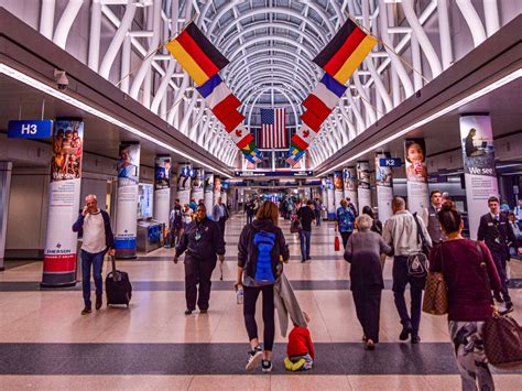 11 Tips for Chicago O'Hare International Airport - Family Boarding Pass