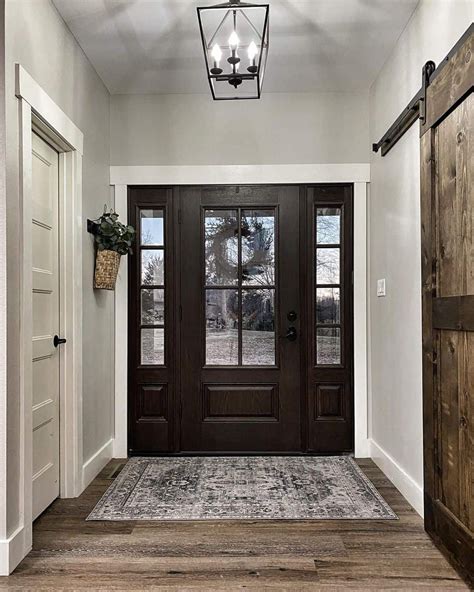 35 Charming Farmhouse Front Door With Sidelights Ideas Modern Farmhouse ...
