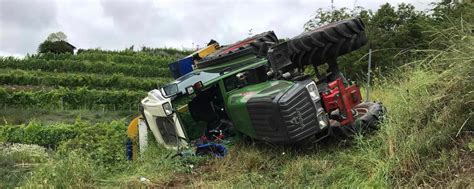 Unter Traktor eingeklemmt: Hilfeschreie von Landwirt dringen ins Dorf ...