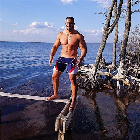 Anthony Bowens's feet