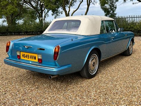 Lot 70 - 1990 Rolls-Royce Corniche Convertible III