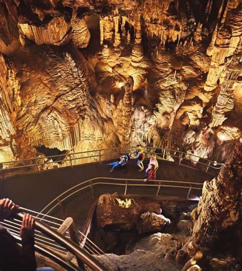 Explore Luray Caverns | Toy Town Junction, Museums & Tours