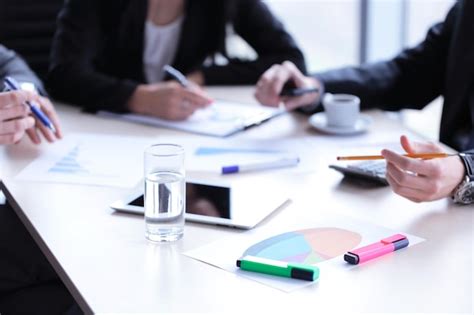 Bussiness People Meeting 的图像结果