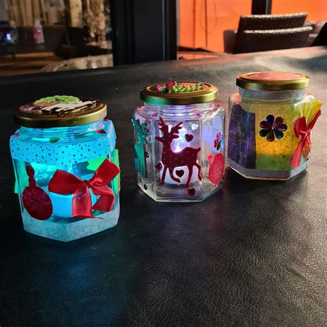 Festive tealight jars! Fun, family Christmas craft workshop ...