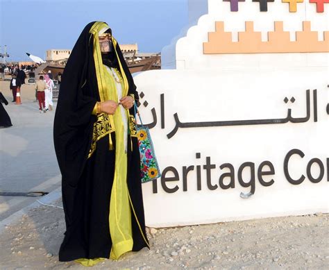Traditional Female Garments in Saudi Arabia - Saudipedia