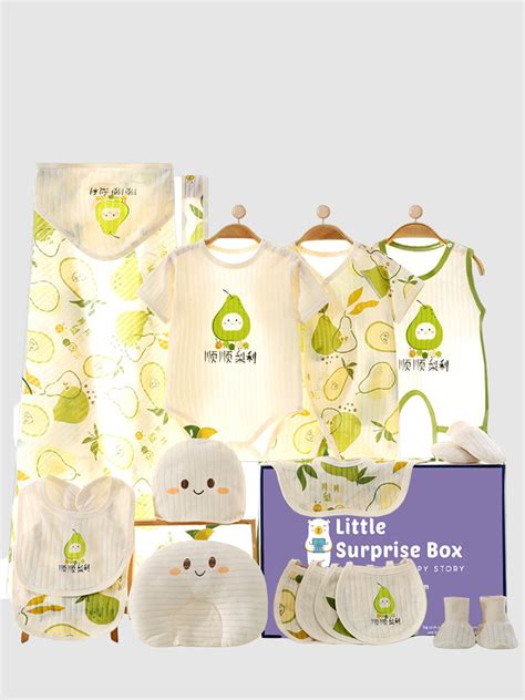Little Surprise Box, 18 pcs Green Pear Newborn Baby Girl/ Boy Gift Box ...