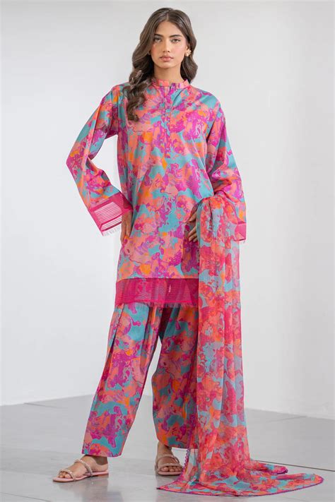 Unstitched'25 - Embers 3 piece – Nainpreet - The Collective