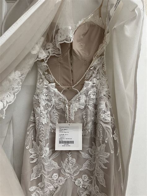 Essense of Australia, D2770 New Wedding Dress Save 57% - Stillwhite