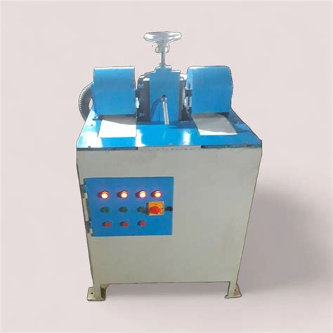 Shell Grinding Process with Machine 的图像结果