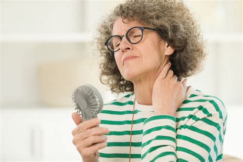 What to Know About Menopausal Brain Fog, According to Experts