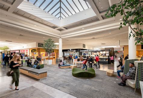 Hours & Getting Here — Northridge Mall