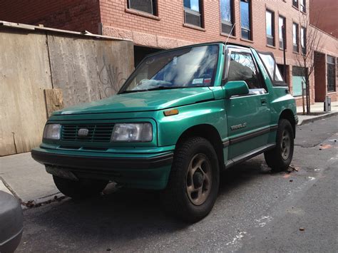 CSCB Home: 1995 Geo Tracker LSi Two-door Convertible