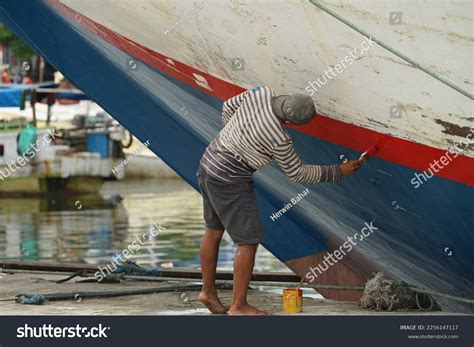 Painting Boat Deck: Over 481 Royalty-Free Licensable Stock Photos ...
