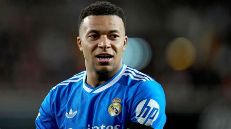 Real Madrid hit by fresh Kylian Mbappe injury blow as knee problems ...