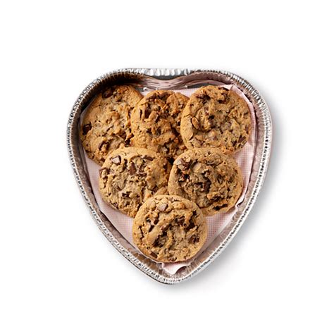 6 ct Chocolate Chunk Cookie Nutrition and Description | Chick-fil-A