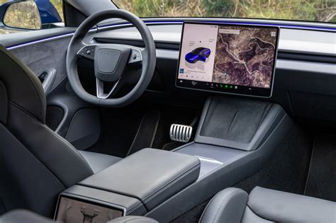 Test drive: Tesla Model 3 Performance, επίδειξη δύναμης | Drive