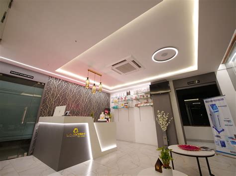 LAAVISH - HAIR | SKIN | MAKEUP STUDIO & ACADEMY | MEN & WOMEN