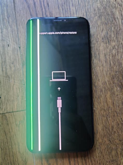 iPhone X support.apple.com/iphone/restore error 4013, nothing appening ...