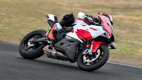 Yamaha R3 70th Anniversary Edition- A Stunning Sportbike Dressed in a ...